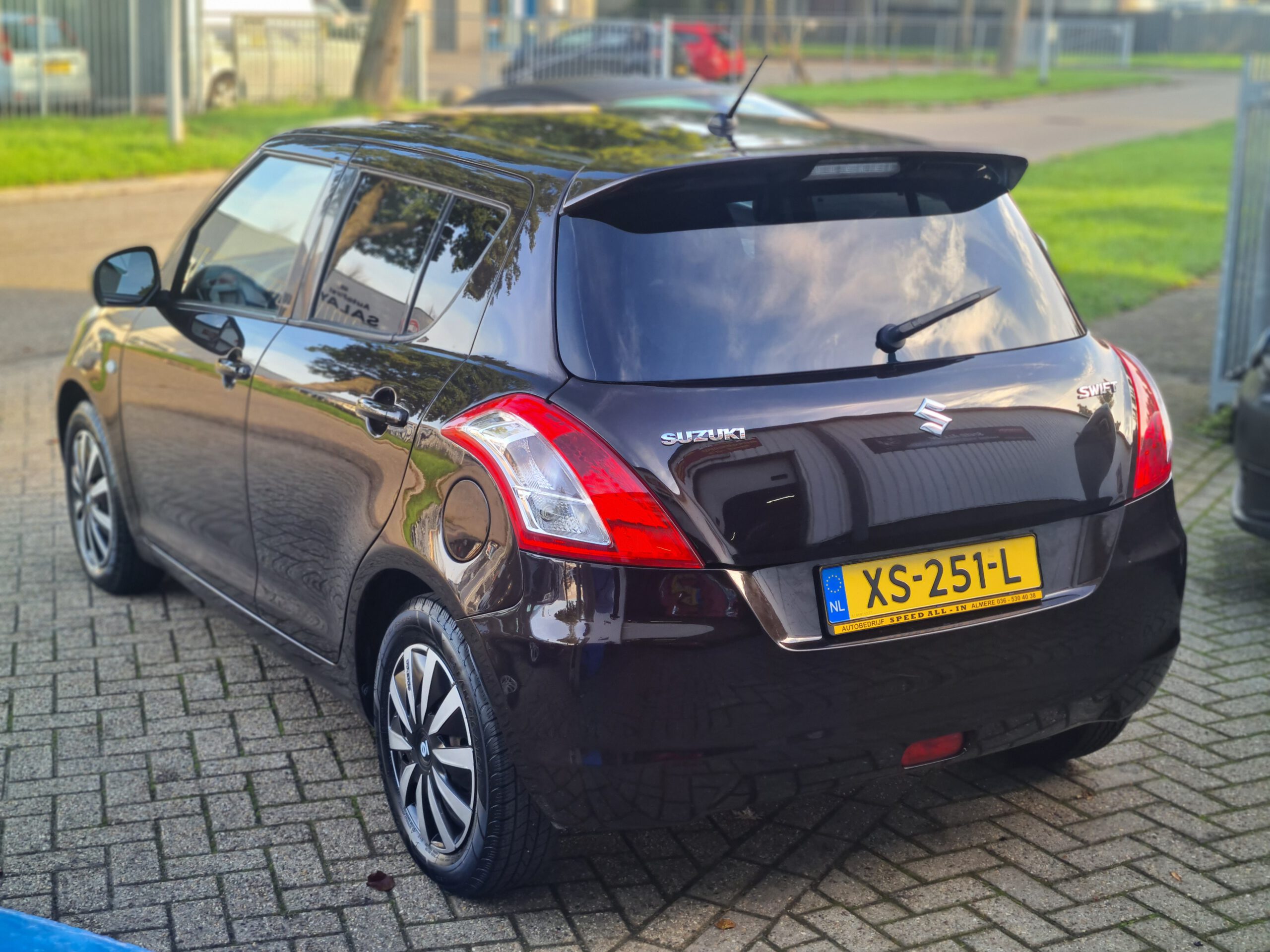 Suzuki Swift 1.2 Exclusive 2012 VERKOCHT