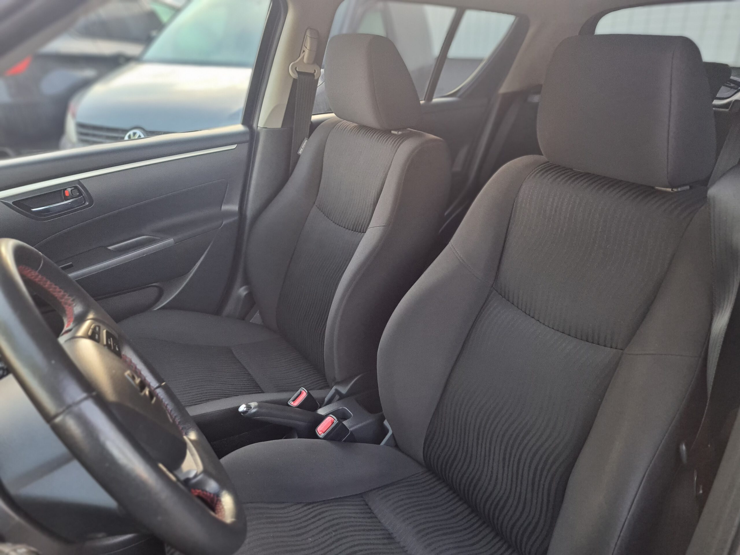 Suzuki Swift 1.2 Exclusive 2012 VERKOCHT