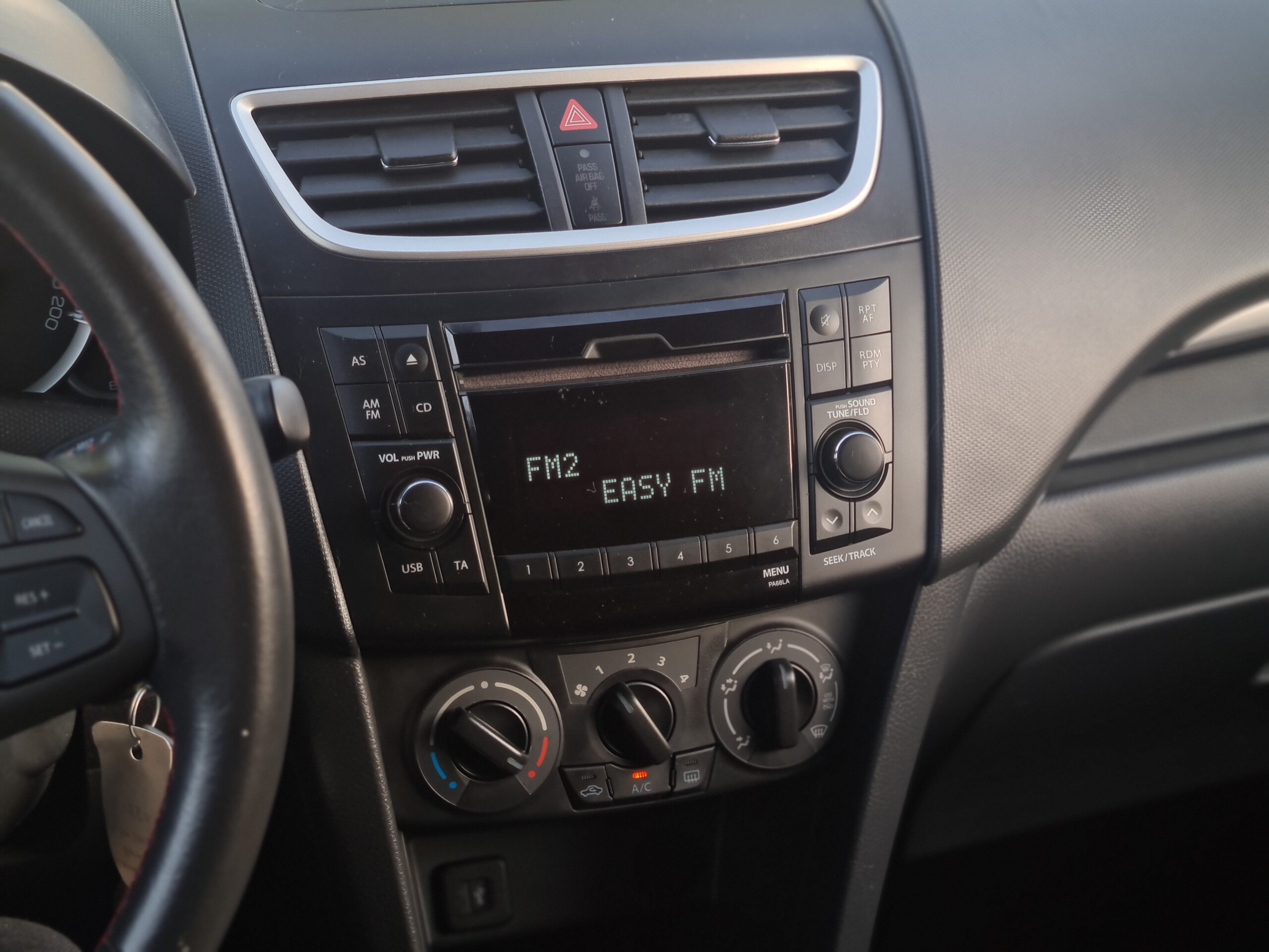 Suzuki Swift 1.2 Exclusive 2012 VERKOCHT