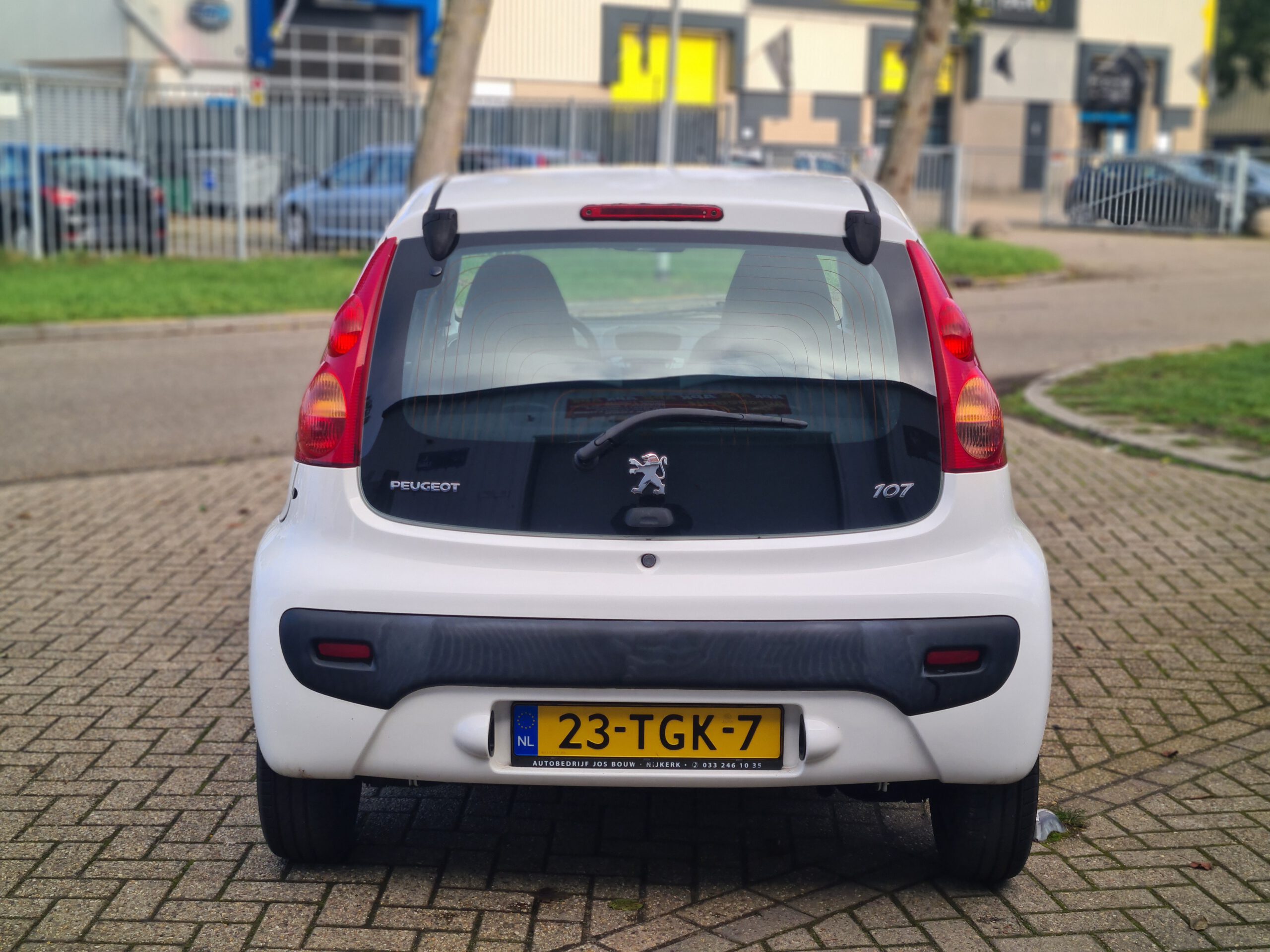 Peugeot 107 1.0-12V XR 2012 VERKOCHT