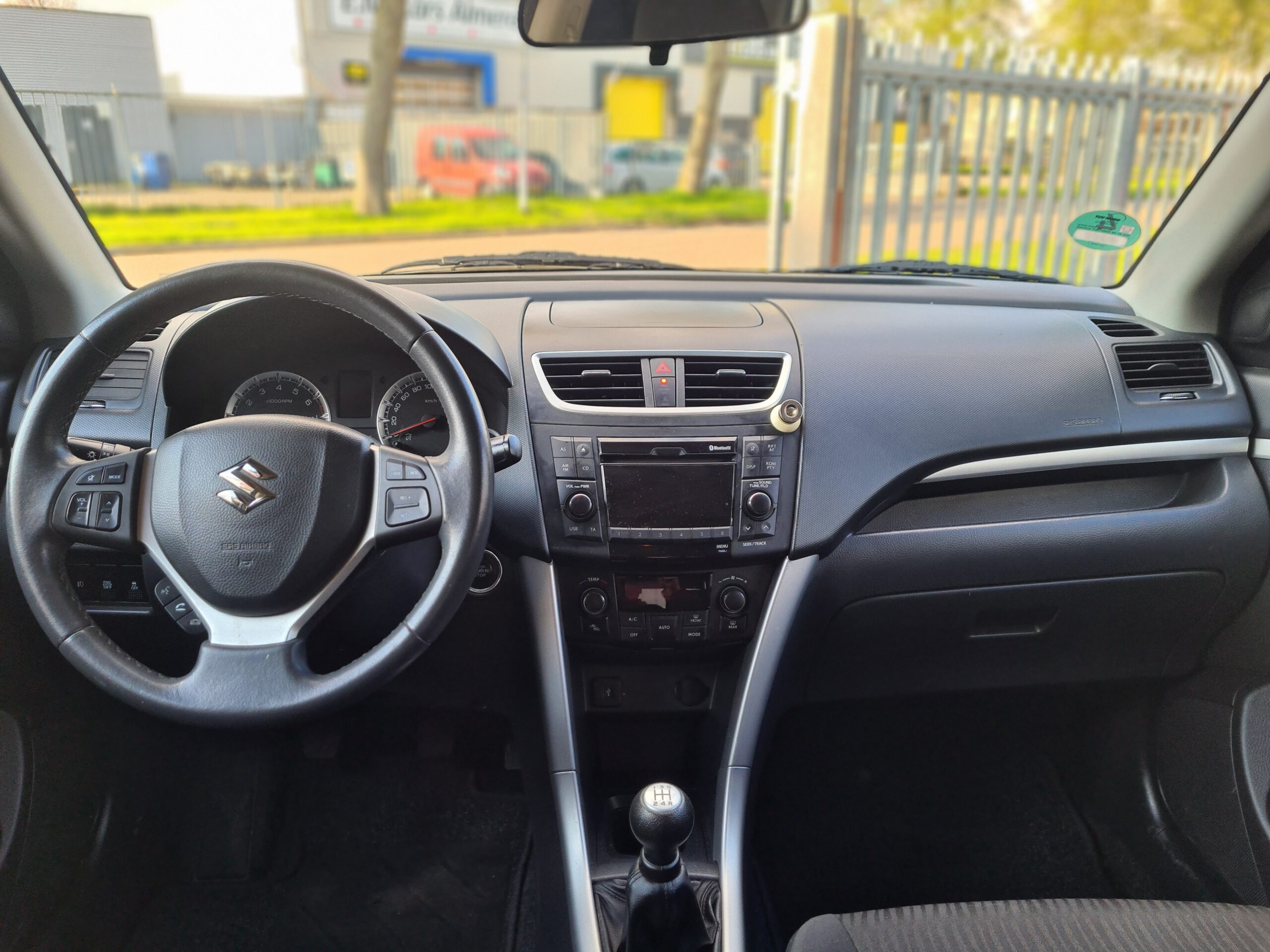 Suzuki Swift 1.2 Exclusive 2013 VERKOCHT
