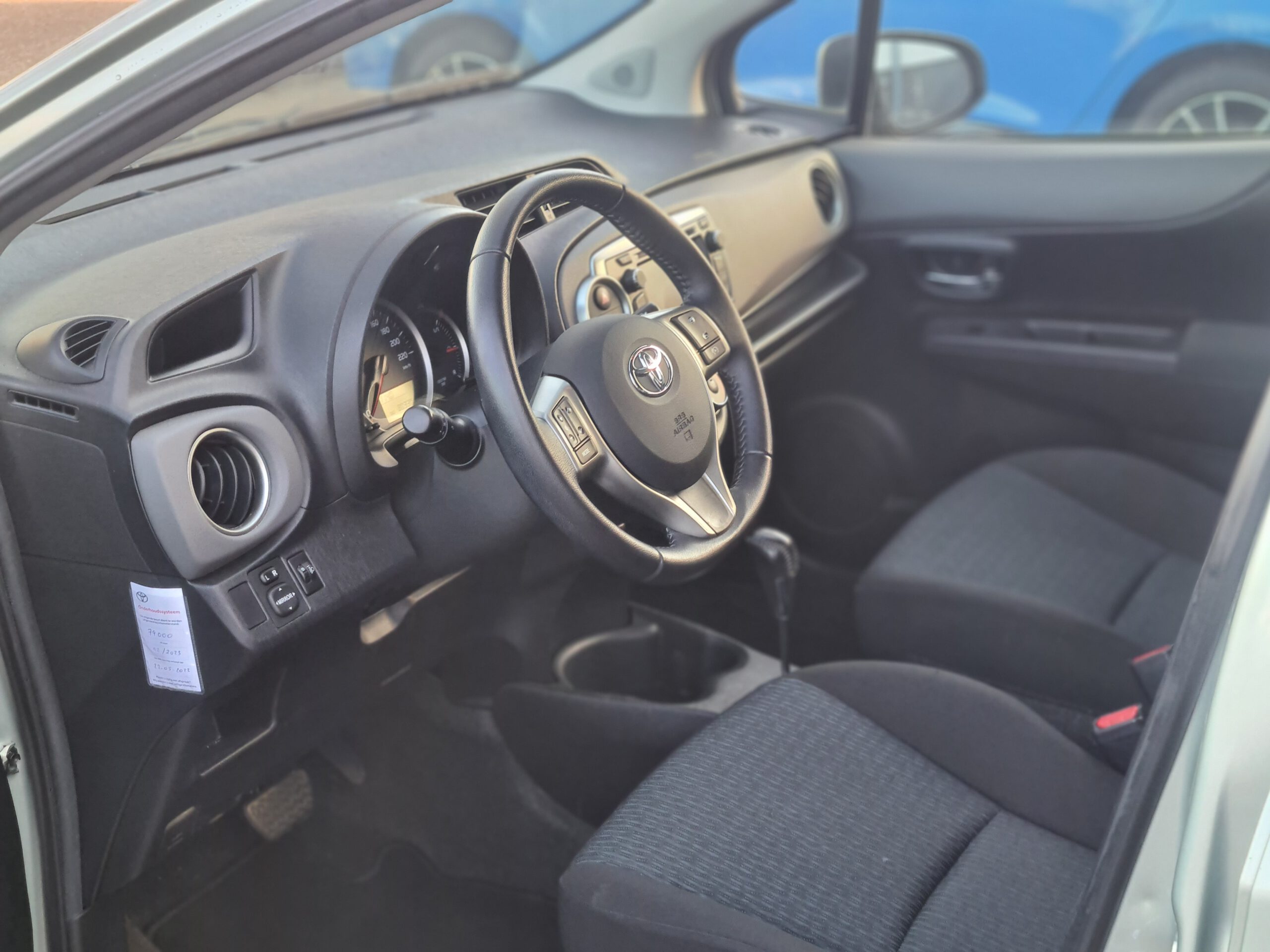 Toyota Yaris 1.3 VVT-i Aspiration 2012 VERKOCHT