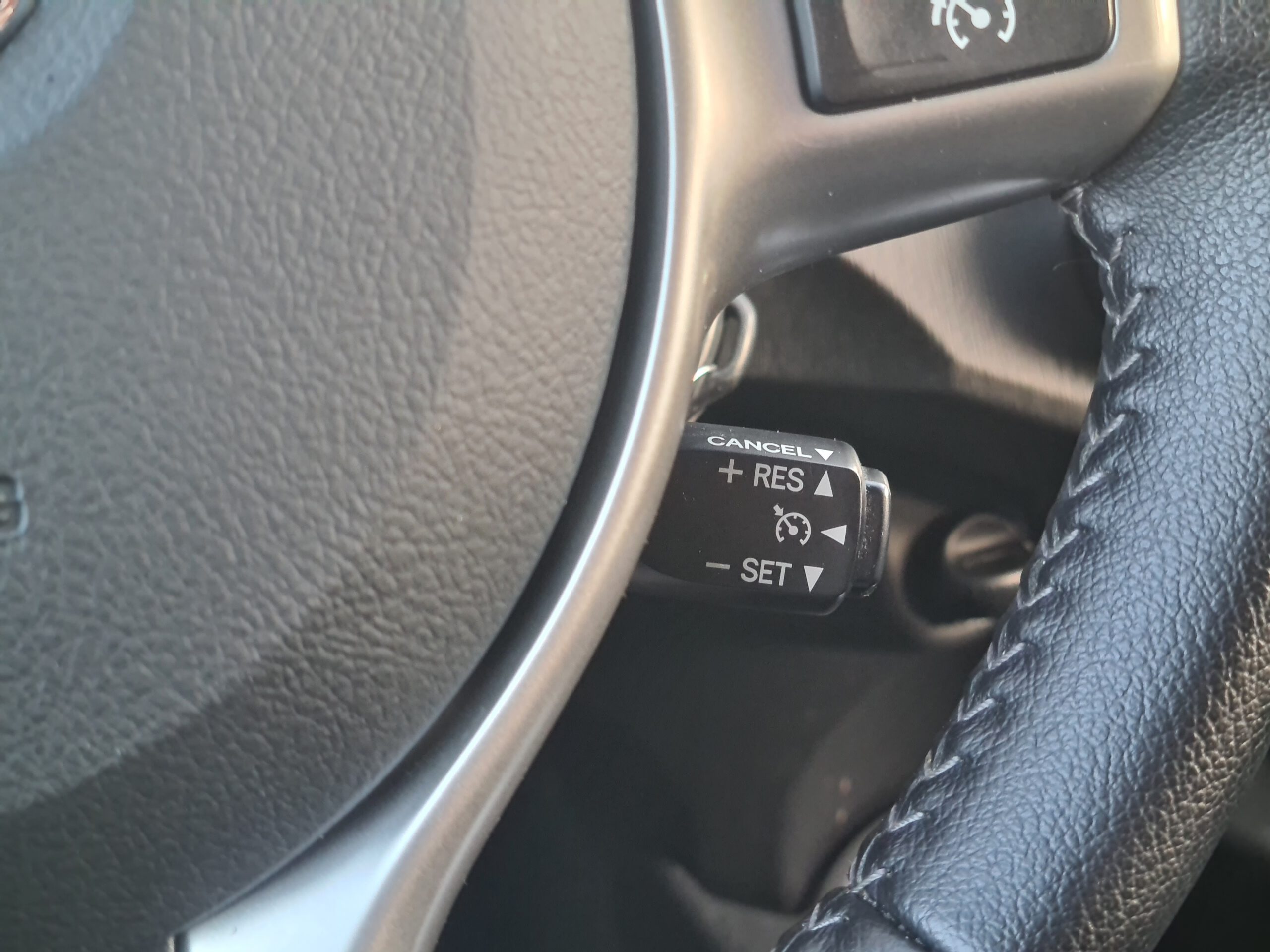 Toyota Yaris 1.3 VVT-i Aspiration 2012 VERKOCHT