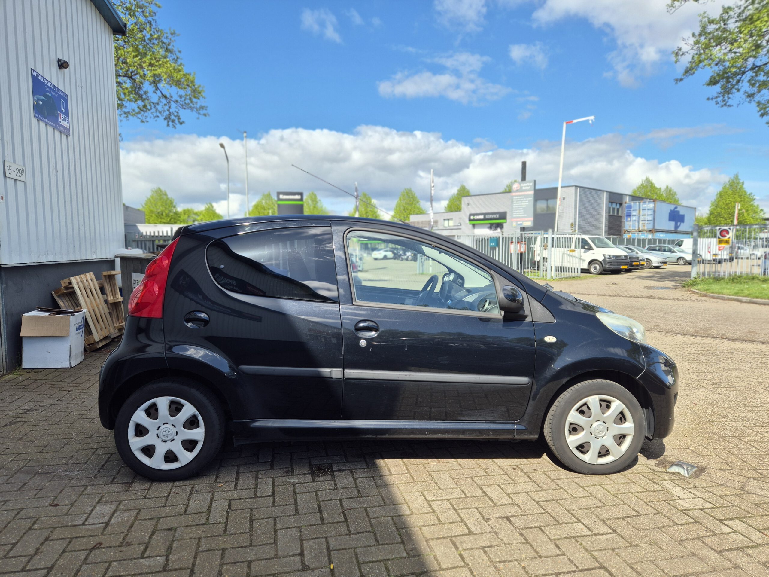 Peugeot 107 1.0-12V XS 2010 VERKOCHT