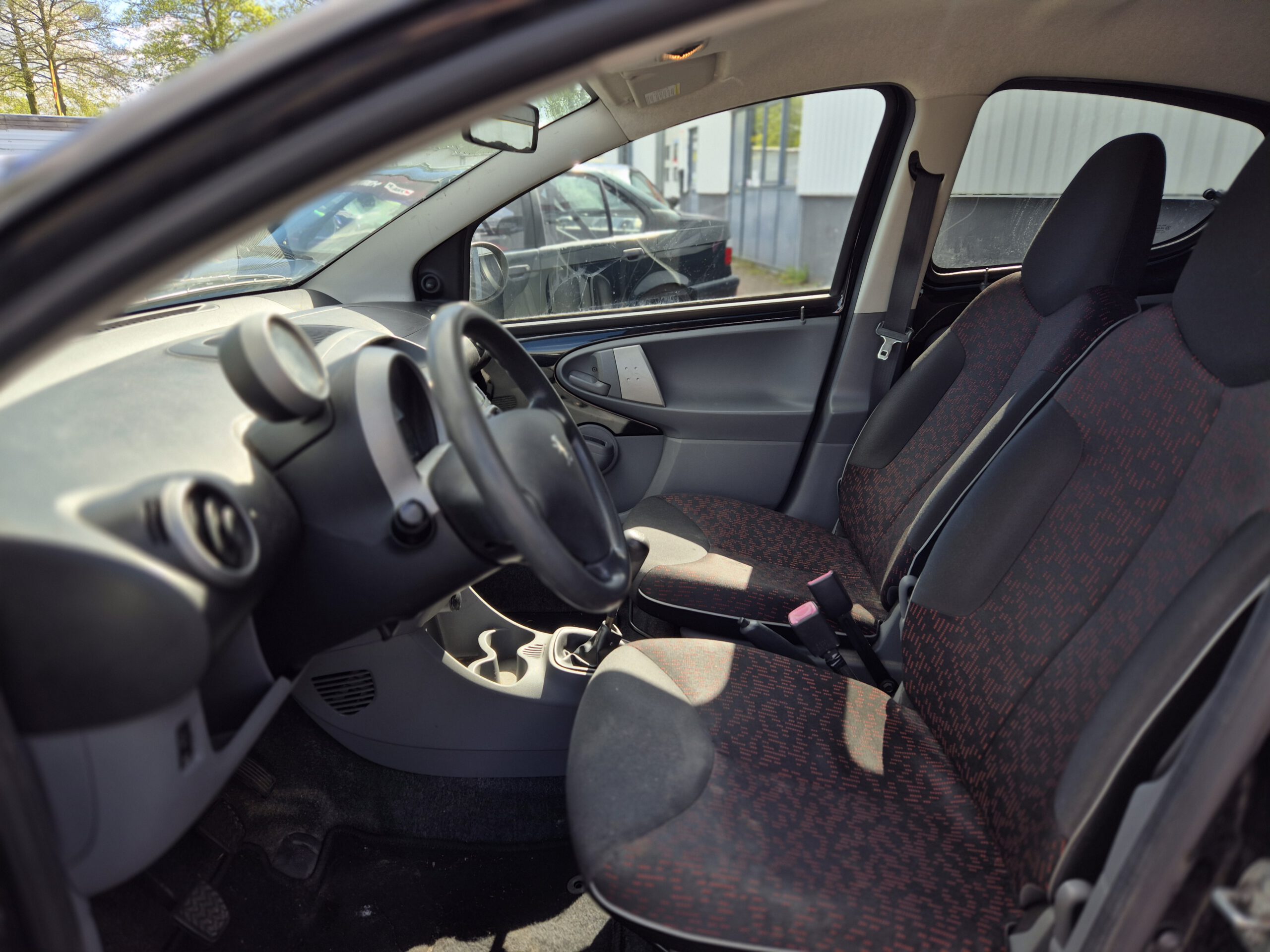 Peugeot 107 1.0-12V XS 2010 VERKOCHT