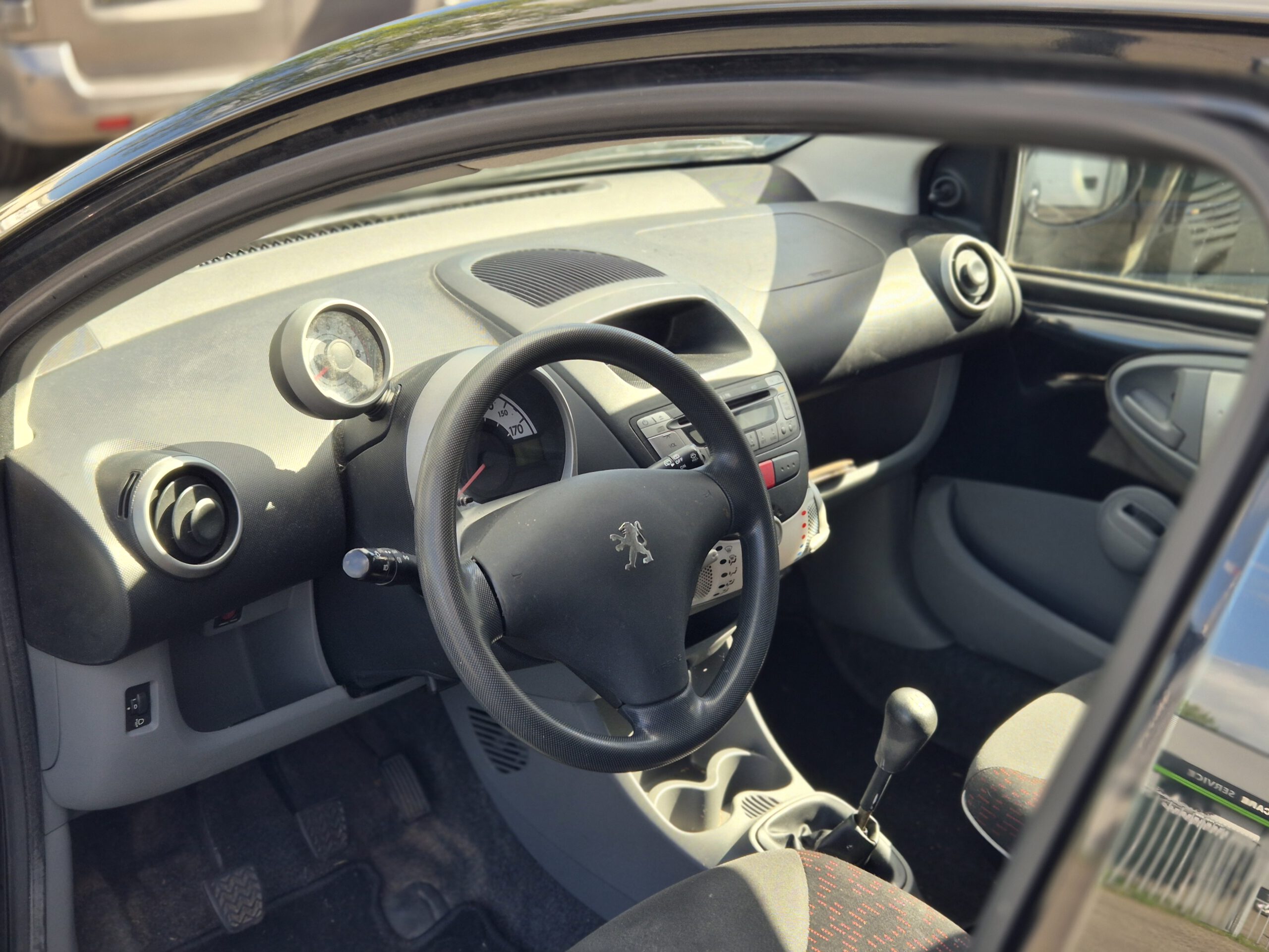 Peugeot 107 1.0-12V XS 2010 VERKOCHT