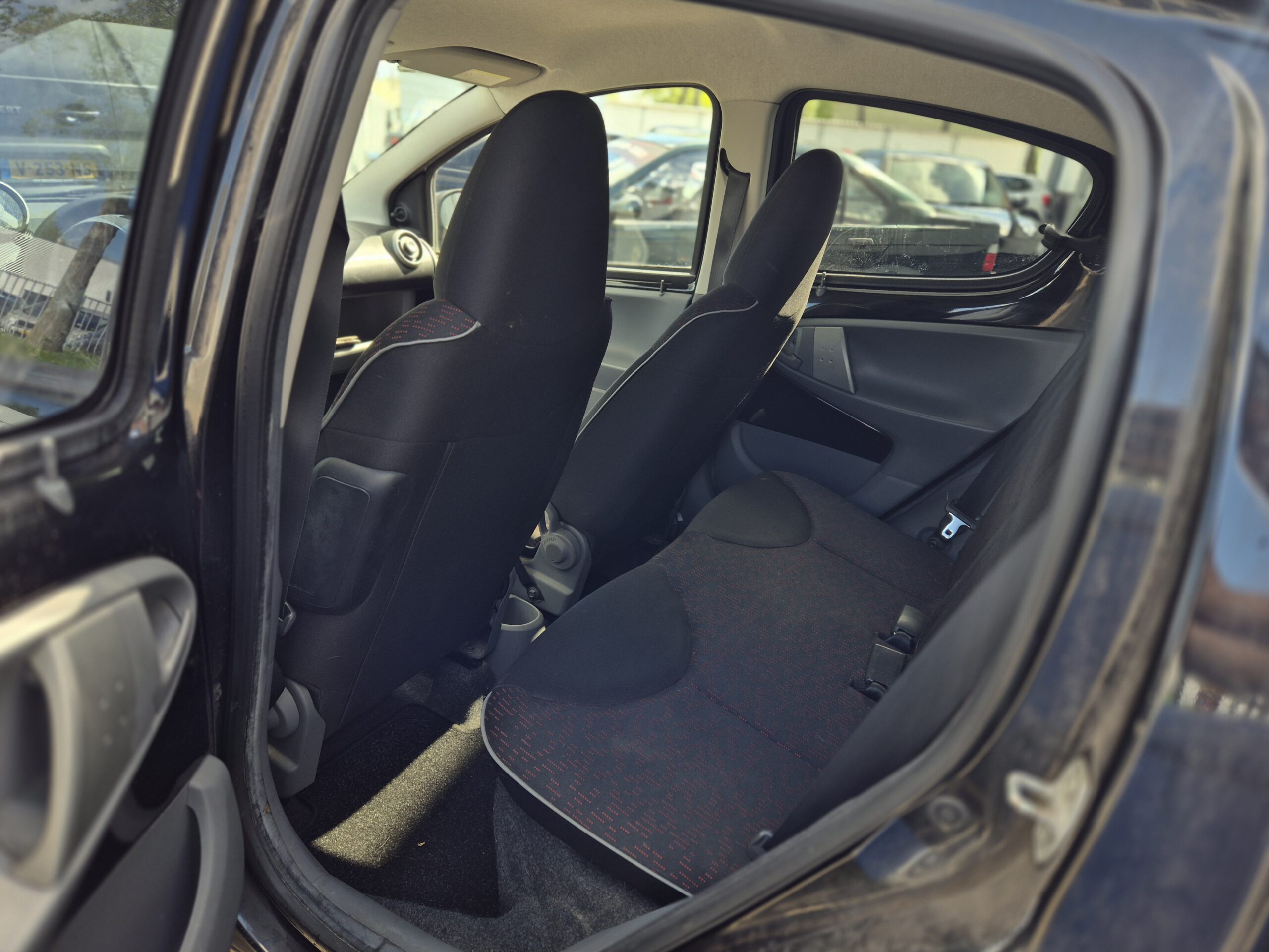 Peugeot 107 1.0-12V XS 2010 VERKOCHT