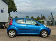 Peugeot 107 1.0-12V XS 2011