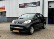 Peugeot 107 1.0-12V XS 2010