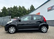 Peugeot 107 1.0-12V XS 2010