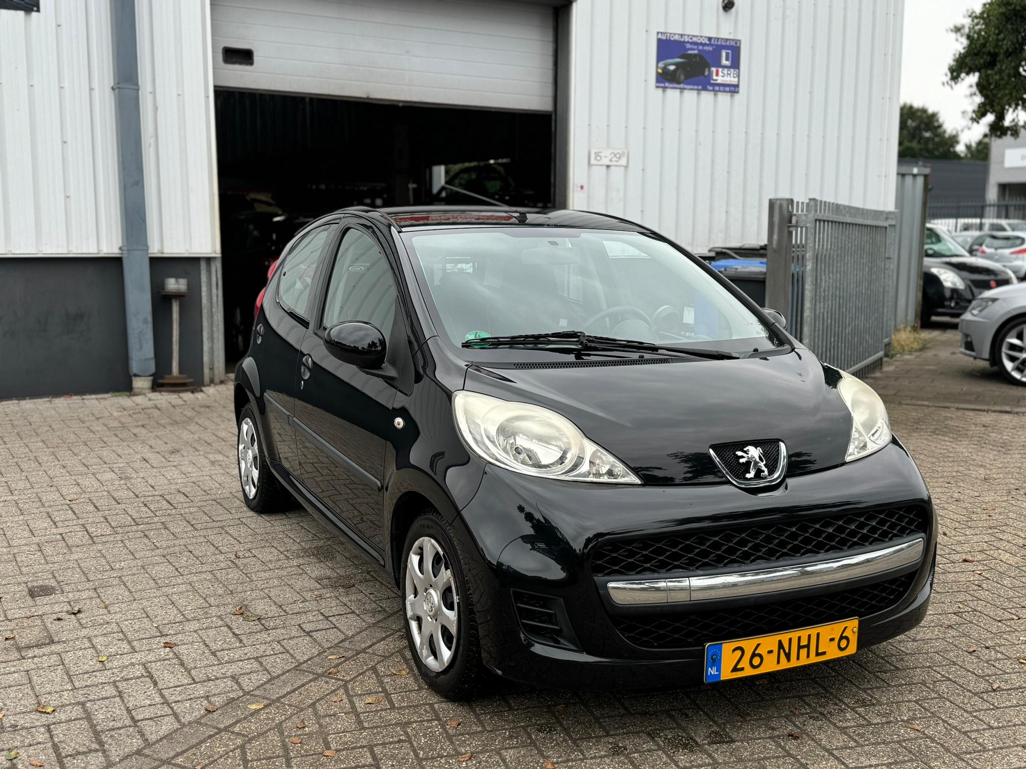 Peugeot 107 1.0-12V XS 2010 VERKOCHT