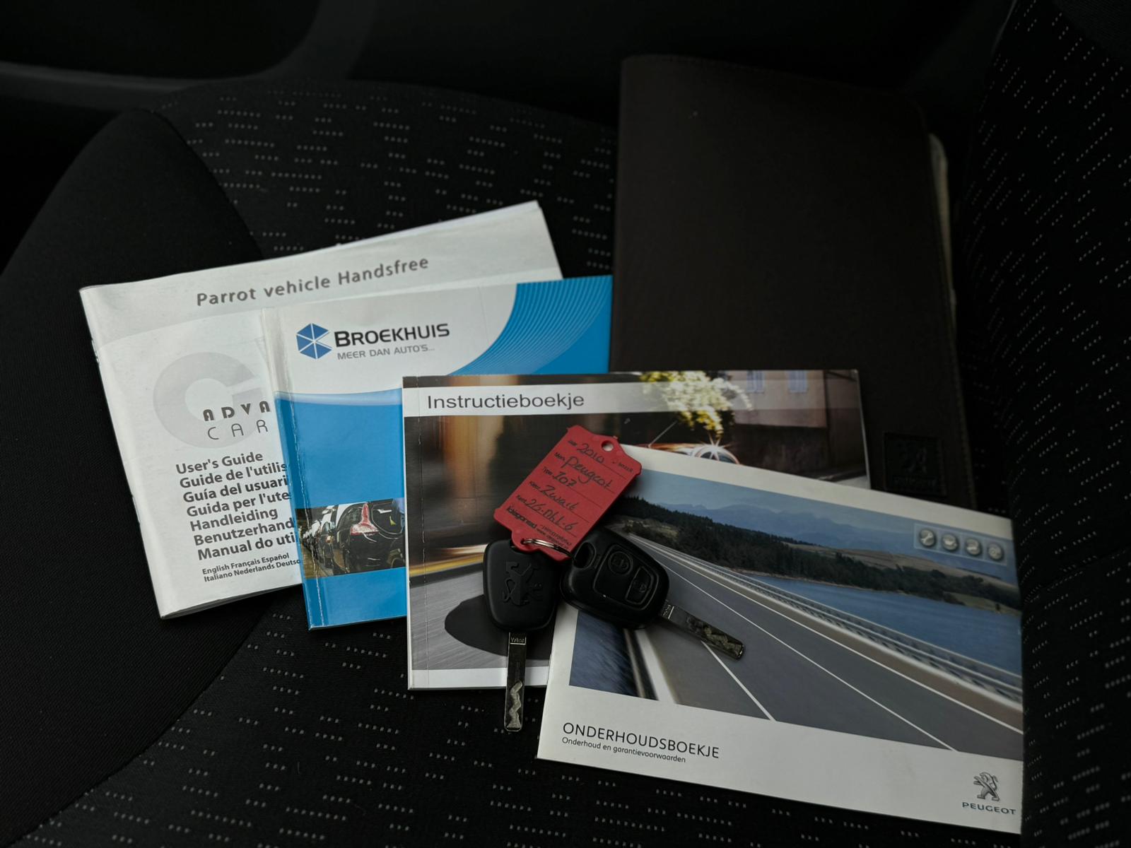 Peugeot 107 1.0-12V XS 2010 VERKOCHT