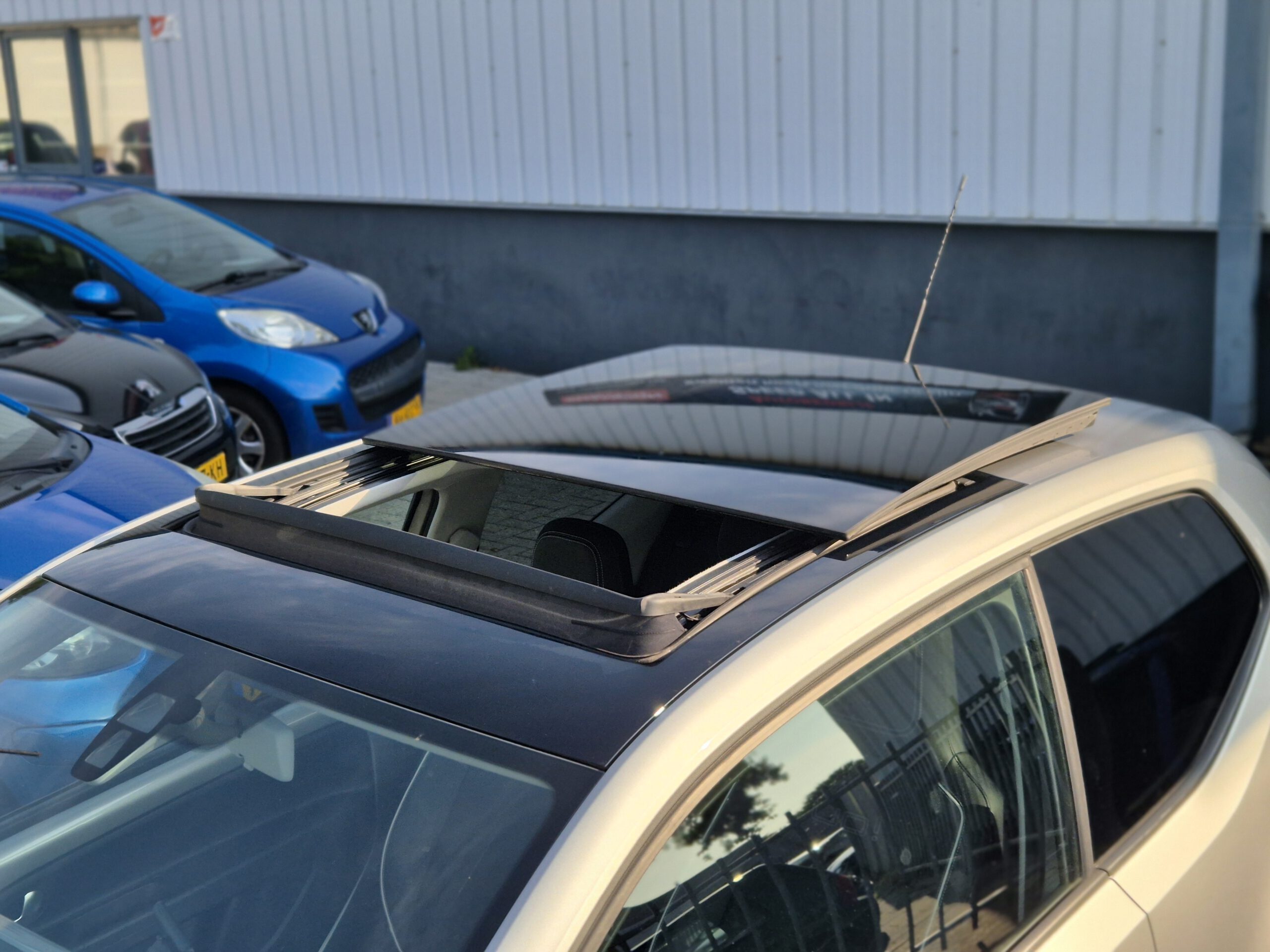 Volkswagen Up 1.0 High Up! 2013 VERKOCHT