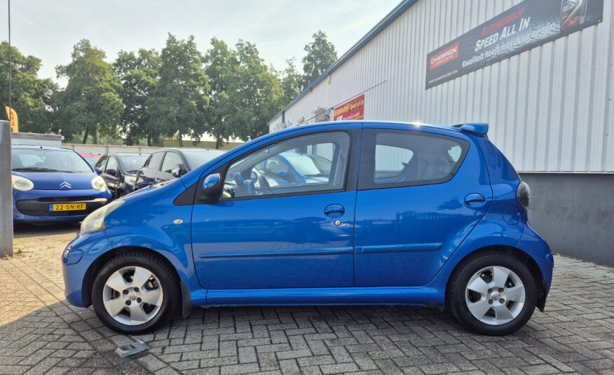 Toyota Aygo 1.0-12V Dynamic Blue 2009