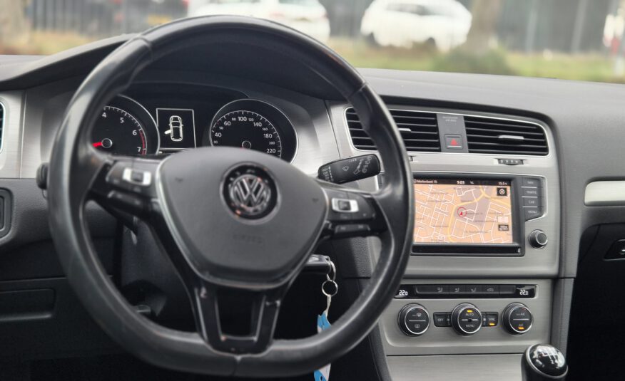 Volkswagen Golf 1.0 TSI Comfortline 2016